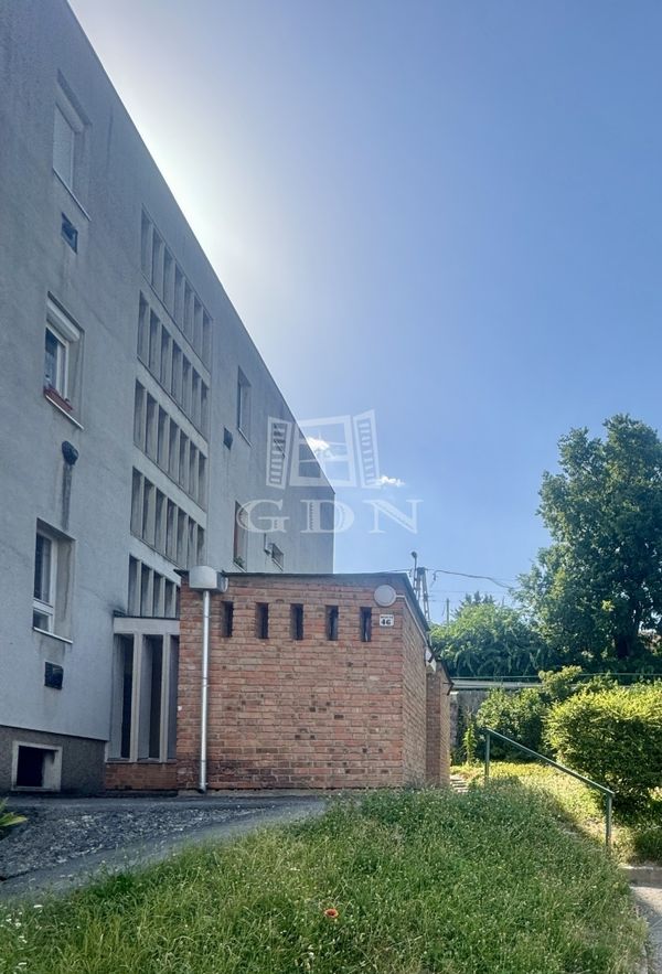 出卖 Szekszárd 公寓房