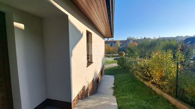 Veszprém Ikerház - 165.000.000 Ft