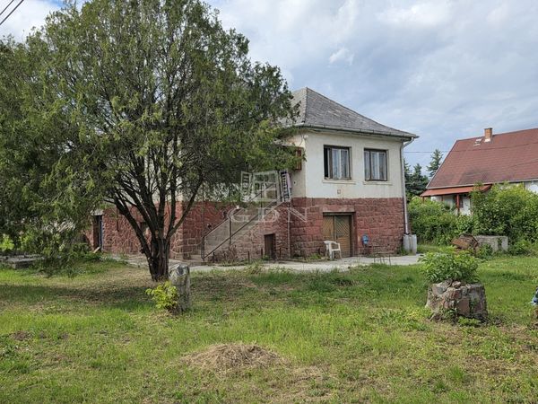 Eladó Balatonalmádi Családi ház