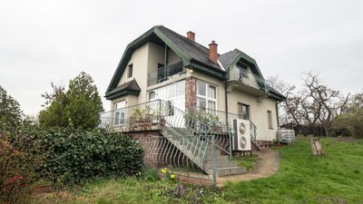 Balatonalmádi Casa Familiala - 139.000.000 HUF