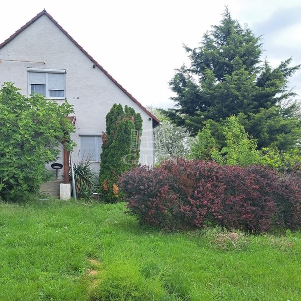 Продается Pétfürdő Частный дом