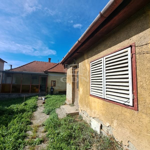 Eladó Balatonkenese Családi ház