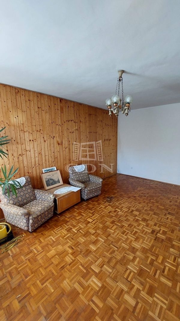 Eladó Veszprém Lakás