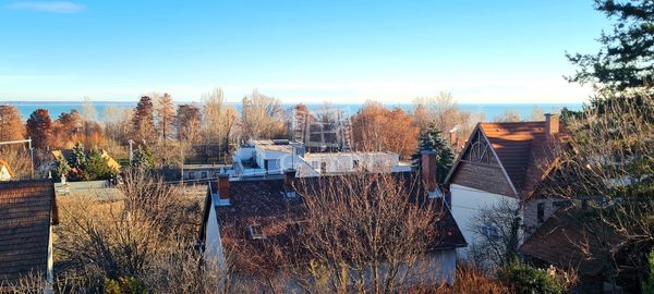 Eladó Balatonalmádi Családi ház