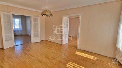 Pétfürdő Lakás - 64.900.000 Ft