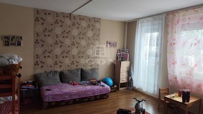 Veszprém  - 48.900.000 HUF