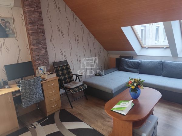 Eladó Veszprém Lakás