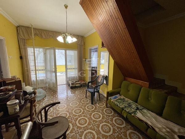 Eladó Öskü Családi ház