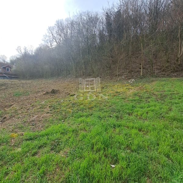 Eladó Balatonkenese Telek