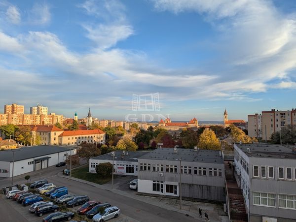 Verkauf Várpalota Wohnung (Ziegel)