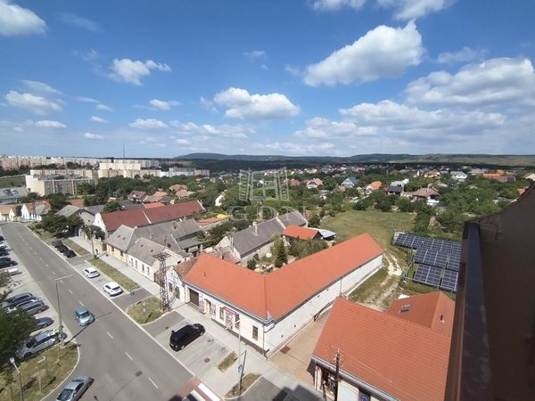 Eladó Várpalota Lakás