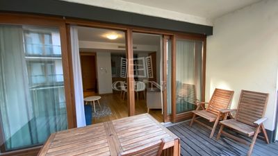 Budapest VI. kerület Lakás (téglaépítésű) - 462.168 Ft