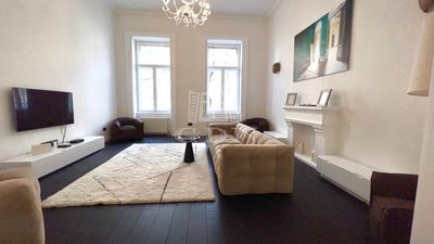 Budapest VI. kerület Lakás (téglaépítésű) - 260.000.000 Ft