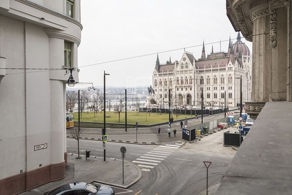 Продается Budapest V. kerület Квартира (кирпичная)