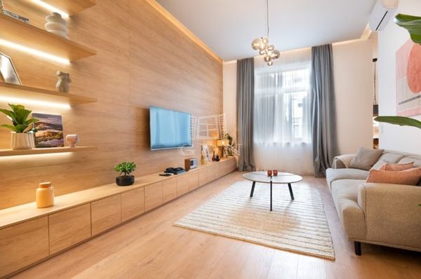 Eladó Budapest VII. kerület Lakás