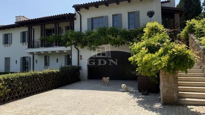 Budapest, III. kerület Családi ház - 890.000.000 Ft