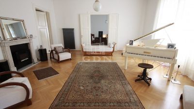 Budapest, V. kerület Flat - 188.000.000 HUF