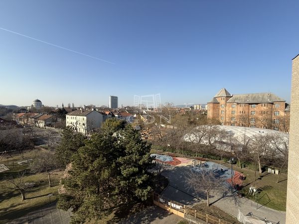 Eladó Budapest VIII. kerület Lakás