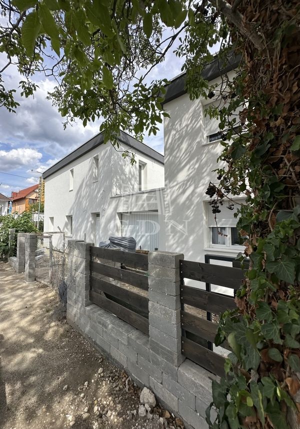 Verkauf Érd Reihenhaus