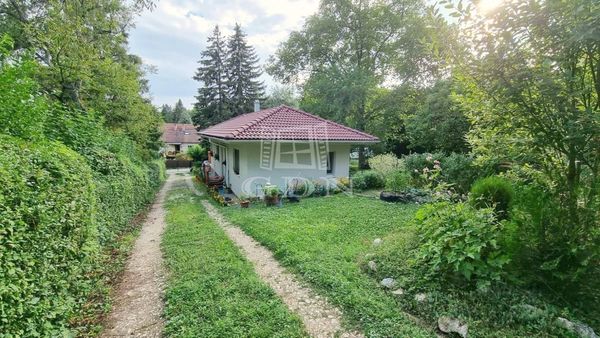 For sale Csobánka Family House