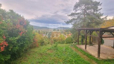 Csobánka Wohngrundstück - 39.200.000 HUF