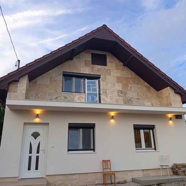 Eladó Érd Családi ház