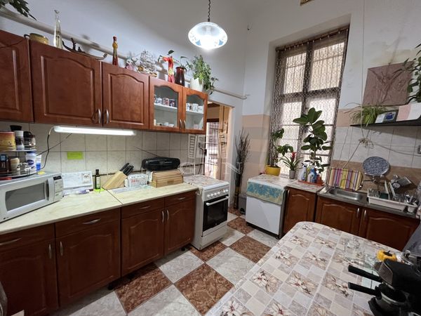 Eladó Budapest VIII. kerület Lakás (téglaépítésű)