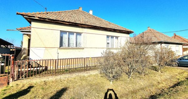 出卖 Kemence 家庭别墅