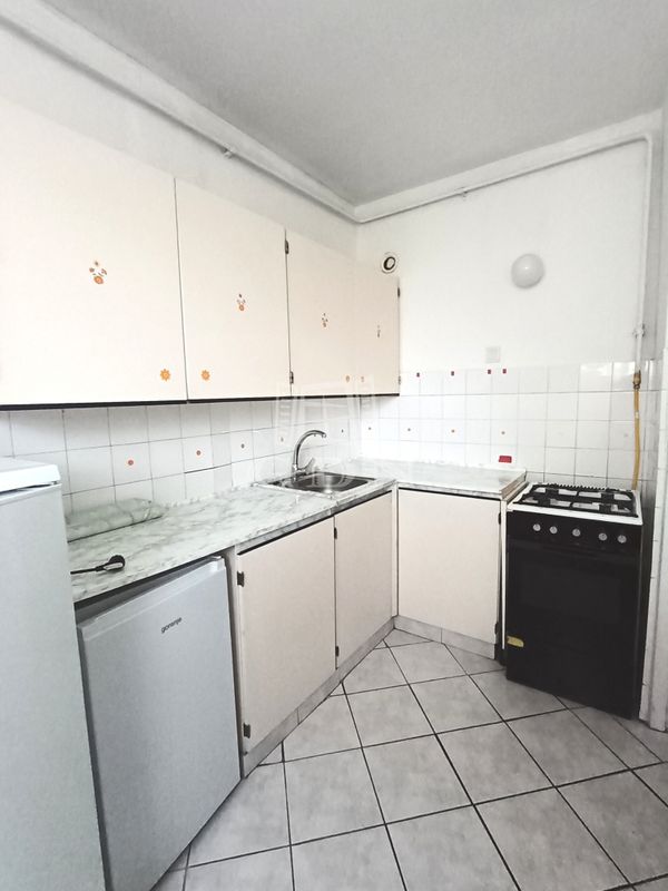 出卖 Budapest XI. kerület 公寓房（非砖头）