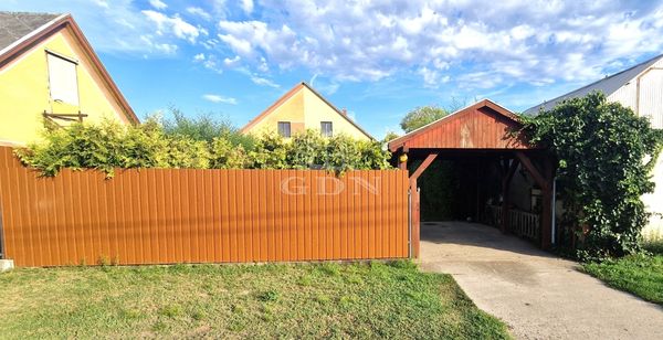 For sale Halásztelek Semidetached house