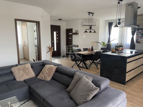 出卖 Tordas 家庭别墅