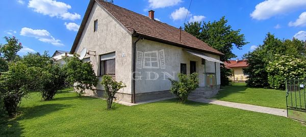 Verkauf Érd Einfamilienhaus