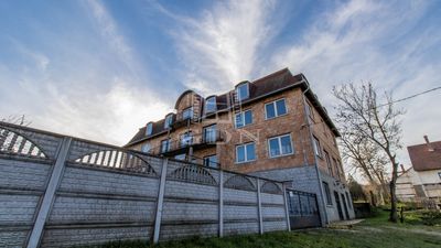 Galgahévíz Коммерческая - Общественное питание - 135.000.000 HUF