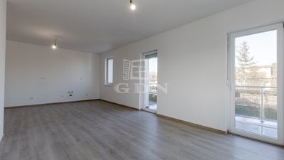 Budapest, XVI. kerület Lakás - 99.000.000 Ft