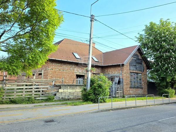 Eladó Budaörs Családi ház