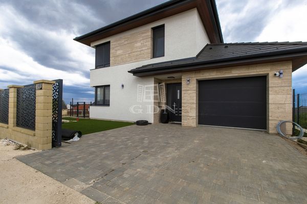 Eladó Kerepes Családi ház