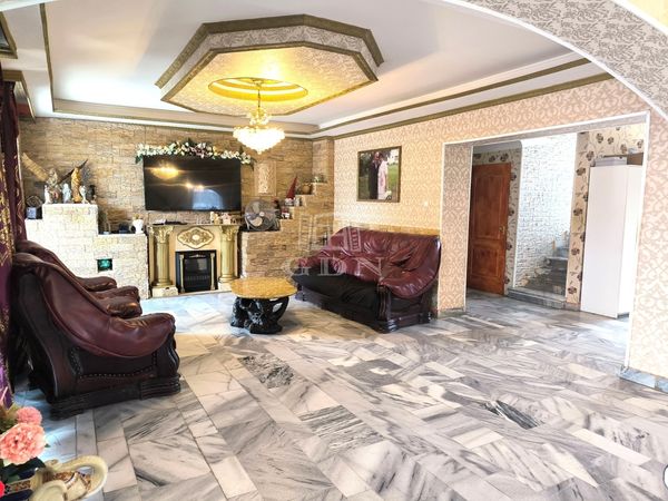 Verkauf Dabas Einfamilienhaus