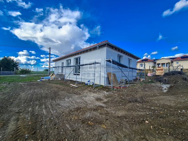 出卖 Verseg 家庭别墅