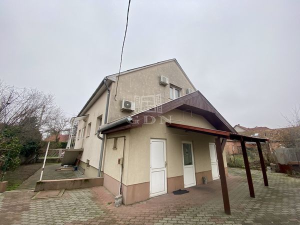 Продается Vecsés Частный дом