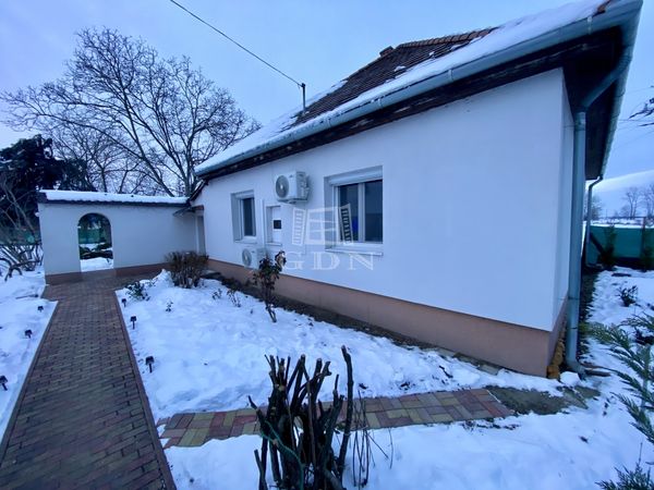 Eladó Ráckeve Családi ház