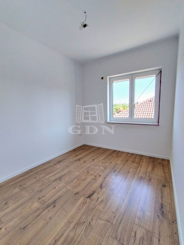 Eladó Mogyoród Családi ház