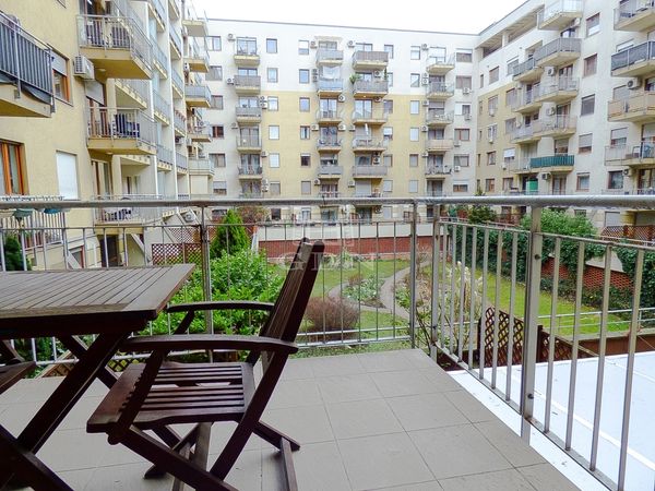 Eladó Budapest VIII. kerület Lakás (téglaépítésű)