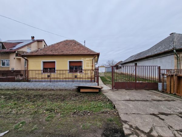 Eladó Tura Családi ház