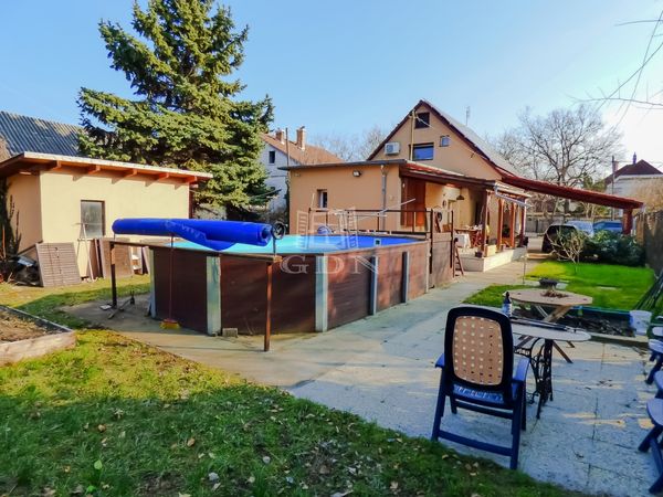 Eladó Budapest XVII. kerület Családi ház