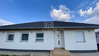 Tököl Családi ház - 124.990.000 Ft