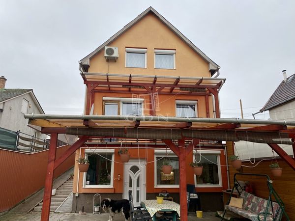 Eladó Szigetszentmiklós Családi ház