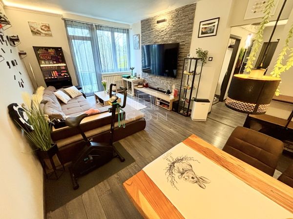 Eladó Budapest XVI. kerület Lakás