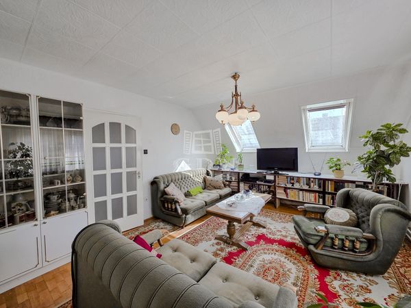 出卖 Hatvan 家庭别墅