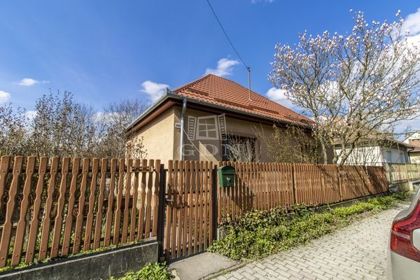 Eladó Püspökhatvan Családi ház