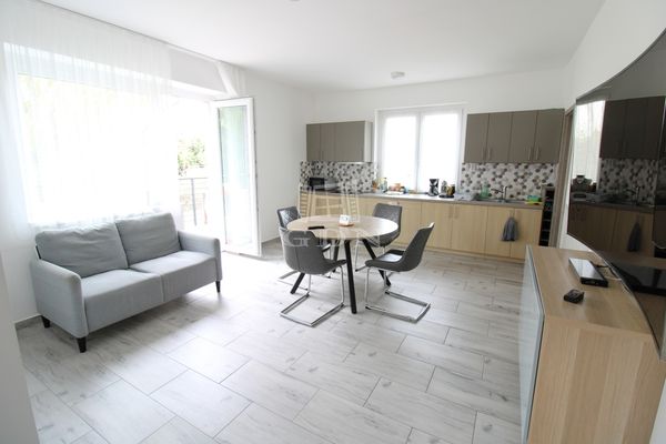 Eladó Ecser Családi ház